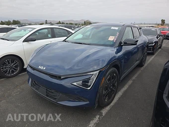 2025 Kia EV6 Light