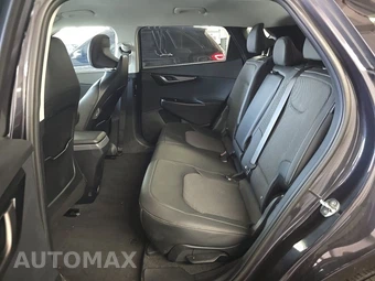 2025 Kia EV6 Light Long Range - miniatura 13