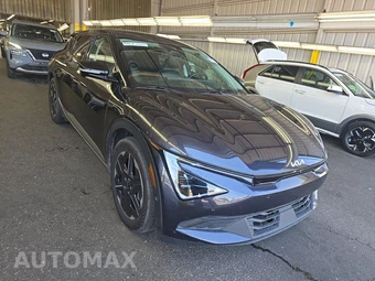 2025 Kia EV6 Light Long Range - miniatura 3
