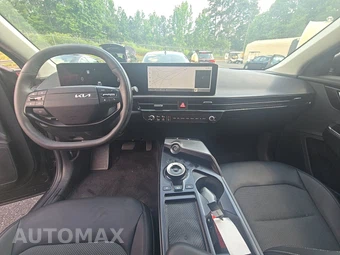 2025 Kia EV6 Light Long Range - miniatura 11