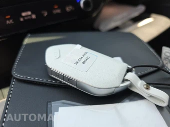 2025 Kia EV6 Light Long Range - miniatura 23