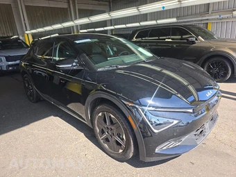 2025 Kia EV6 Light Long Range – miniatura 3