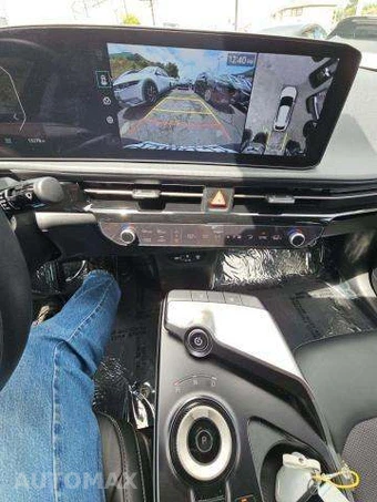 2025 Kia EV6 Light Long Range - miniatura 10