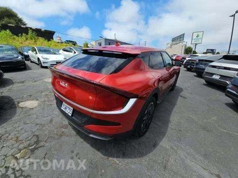 2025 Kia EV6 Light Long Range - miniatura 3