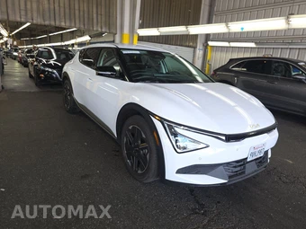 2025 Kia EV6 Light Long Range - miniatura 3