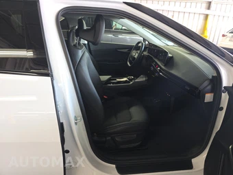2025 Kia EV6 Light Long Range - miniatura 8