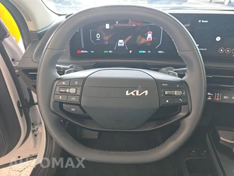 2025 Kia EV6 Light Long Range - miniatura 10