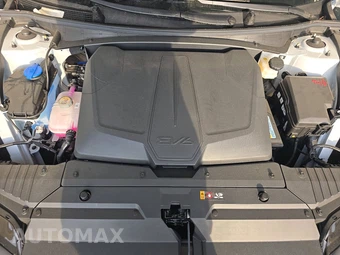 2025 Kia EV6 Light Long Range - miniatura 15