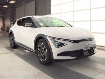 2025 Kia EV6 Light Long Range - miniatura 3