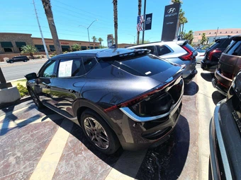 2025 Kia EV6 Light Long Range - miniatura 2