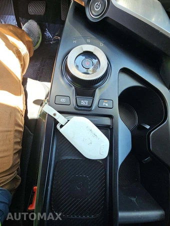 2025 Kia EV6 Light Long Range - miniatura 8