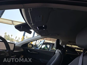 2025 Kia EV6 Light Long Range - miniatura 17