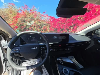 2025 Kia EV6 Light Long Range - miniatura 11