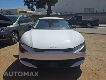 2025 Kia EV6 Light Long Range - miniatura 2