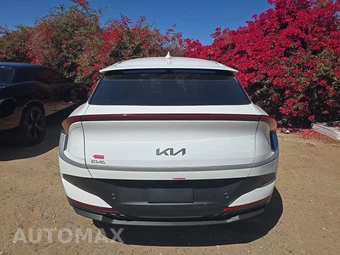 2025 Kia EV6 Light Long Range - miniatura 5