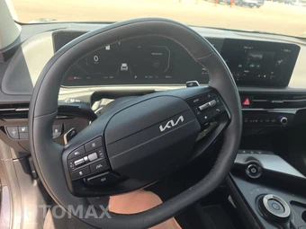 2025 Kia EV6 Light Long Range – miniatura 10