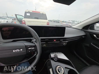 2025 Kia EV6 Light Long Range - miniatura 11