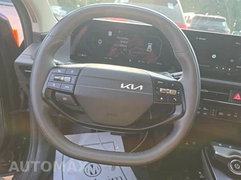 2025 Kia EV6 Wind - miniatura 10