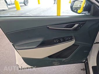2025 Kia EV6 Wind – miniatura 9