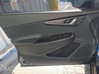 2025 Kia EV6 Wind – miniatura 9