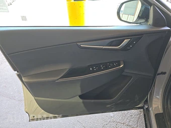 2025 Kia EV6 Wind – miniatura 9