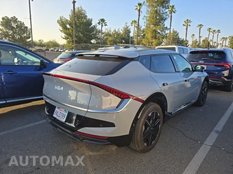 2025 Kia EV6 Wind - miniatura 4