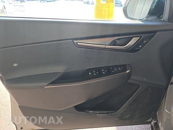 2025 Kia EV6 Wind - miniatura 9