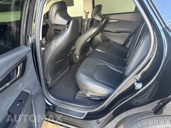 2025 Kia EV6 Wind - miniatura 6