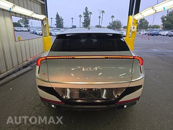 2025 Kia EV6 Wind - miniatura 5