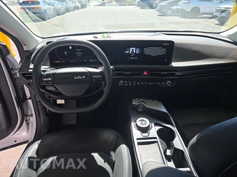 2025 Kia EV6 Wind - miniatura 11