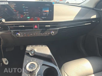 2025 Kia EV6 Wind – miniatura 11