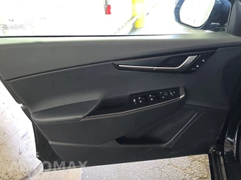 2025 Kia EV6 Wind - miniatura 9