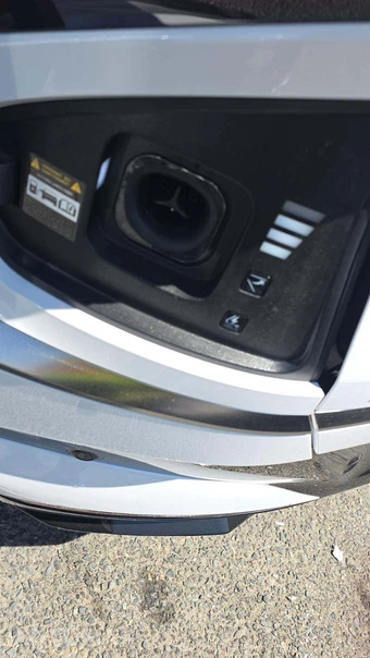 2025 Kia EV6 Wind - miniatura 23