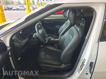 2025 Kia EV6 Wind - miniatura 7
