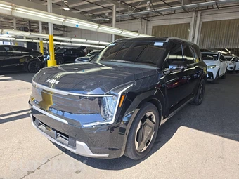2025 Kia EV9 Land