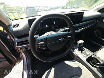 2025 Kia K4 EX - miniatura 10