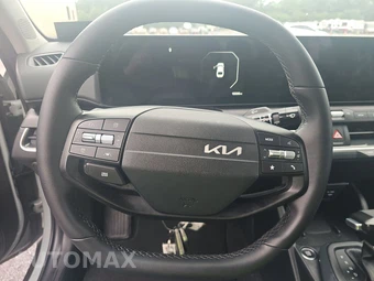 2025 Kia K4 EX - miniatura 10