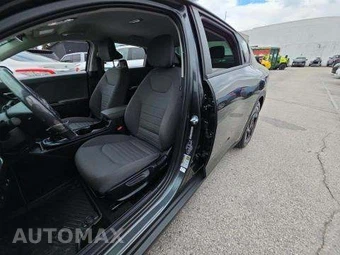 2025 Kia K4 EX - miniatura 6