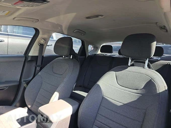2025 Kia K4 EX - miniatura 11