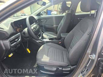 2025 Kia K4 EX - miniatura 7