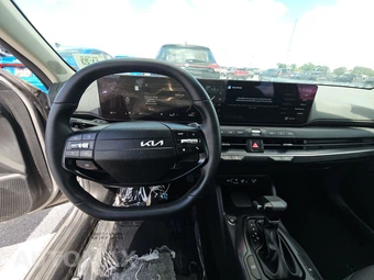 2025 Kia K4 EX - miniatura 11