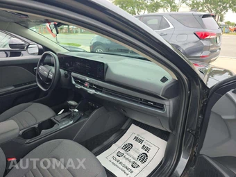 2025 Kia K4 EX - miniatura 19