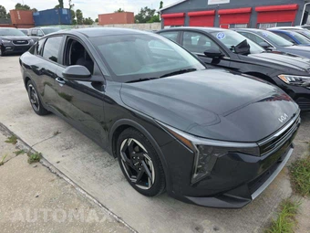 2025 Kia K4 EX - miniatura 4