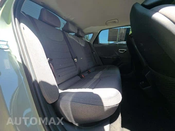 2025 Kia K4 EX - miniatura 16