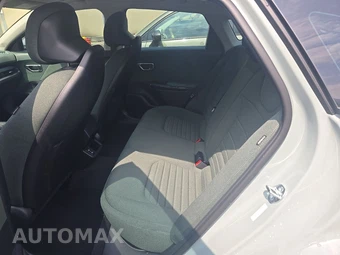2025 Kia K4 EX - miniatura 13