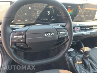 2025 Kia K4 EX - miniatura 10