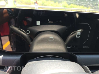 2025 Kia K4 EX - miniatura 12