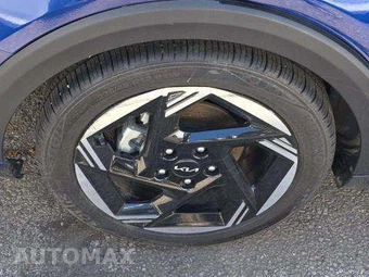 2025 Kia K4 EX - miniatura 8