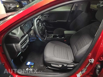 2025 Kia K4 EX - miniatura 6