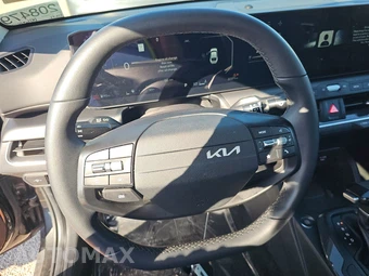 2025 Kia K4 EX - miniatura 10